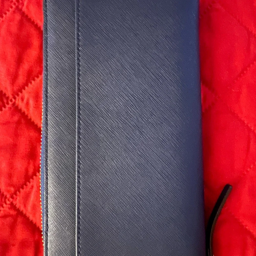 Kate Spade Navy Blue Wallet with Gold Accent - Picture 10 of 16